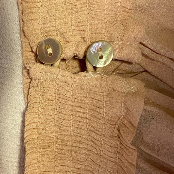 Blouse - Picture 2 of 3